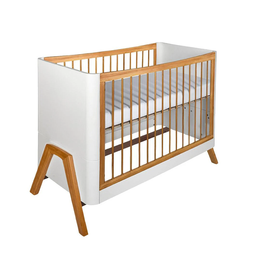 Gaia_baby_Hera_Studio-Edit_ledikant_white-Oak_Baby-Boem_Amsterdam 0