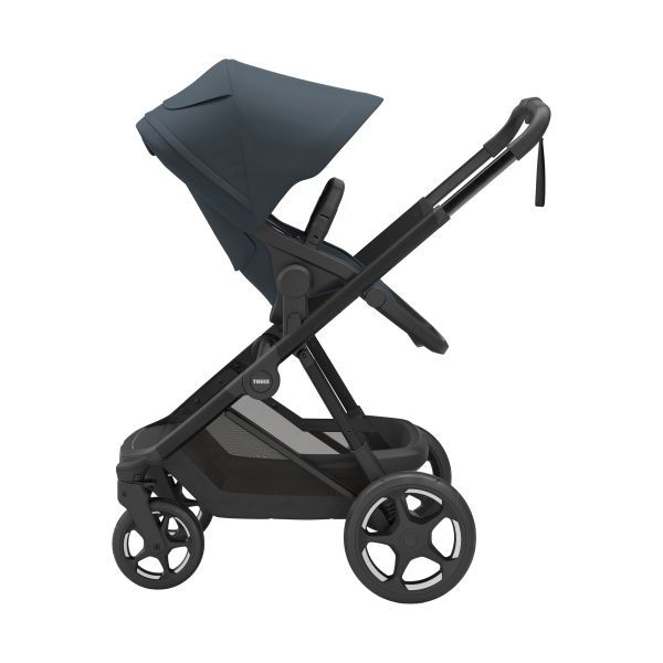 Thule_charm_darkest-blue_Baby-Boem_Amsterdam_1